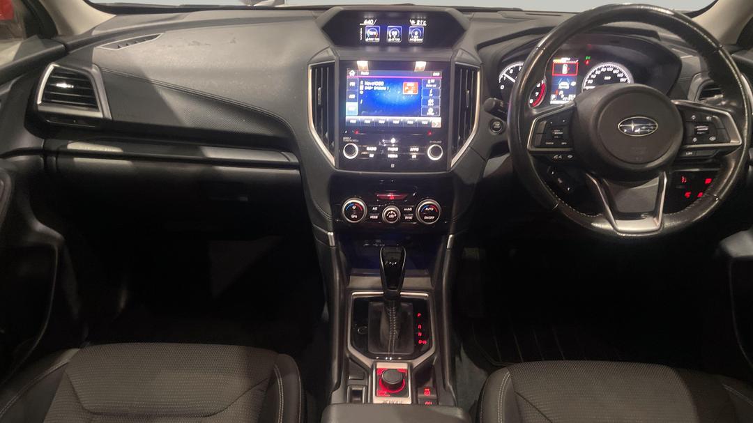 2023 Subaru Forester 2.5i (AWD), Automatic, 43107 km, Center Console