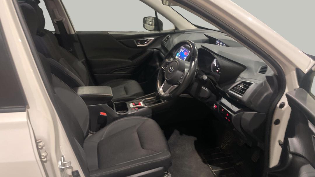 2023 Subaru Forester 2.5i (AWD), Automatic, 43107 km, Right Side Front Door Cabin View