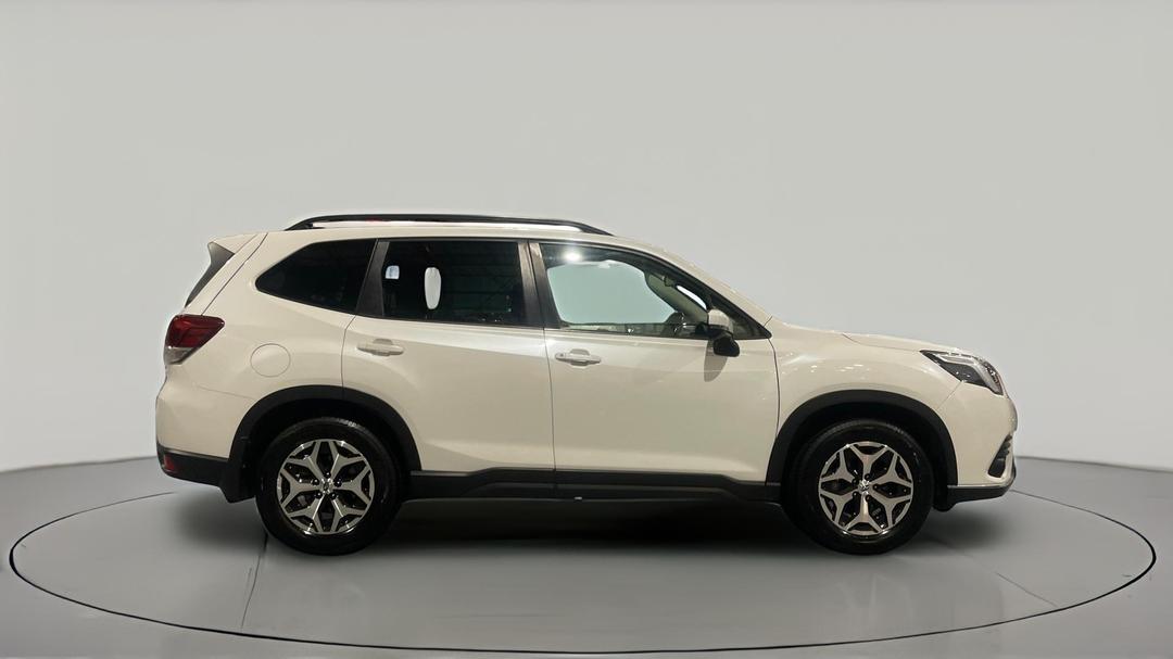 2023 Subaru Forester 2.5i (AWD), Automatic, 43107 km, Right Side View