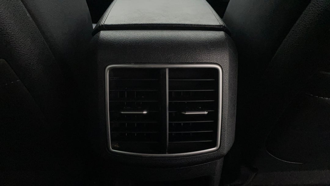 Rear A/C Vent