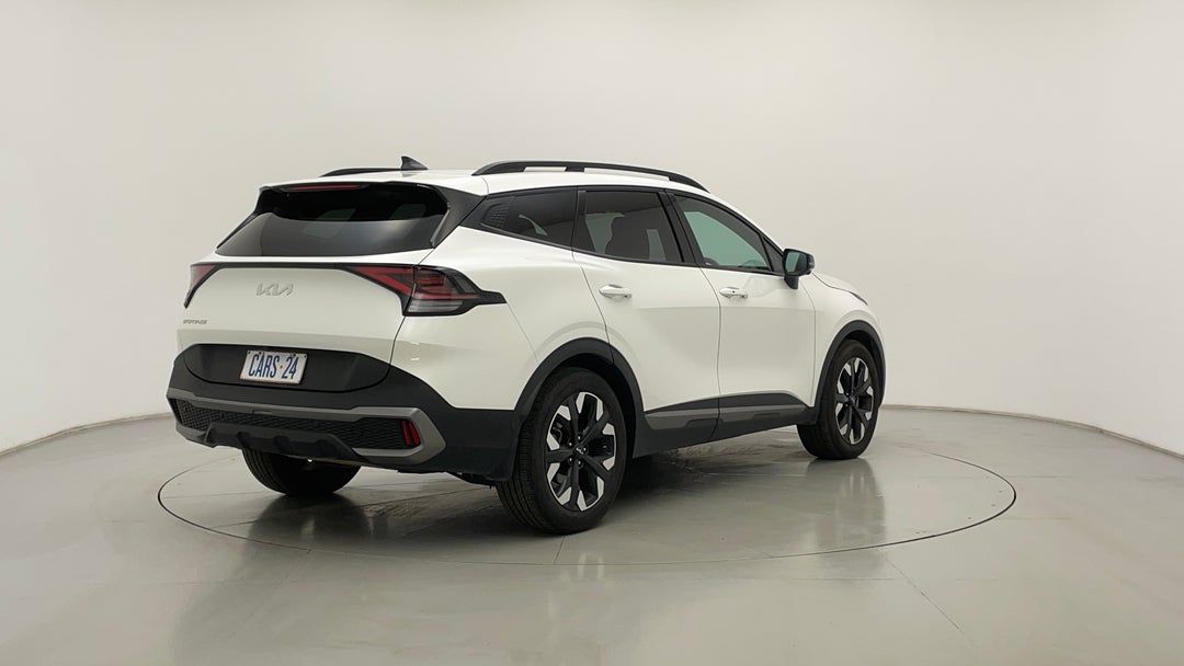 Right Back Diagonal (45- Degree) View