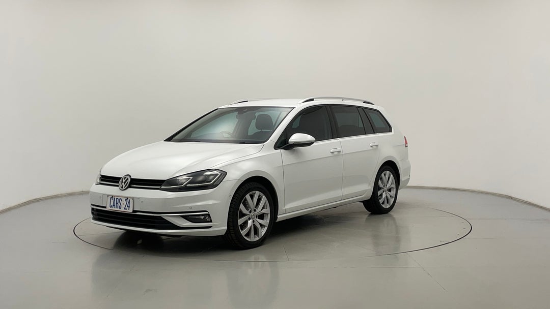 2017 Volkswagen Golf 110 Tsi Highline, Automatic, 97997 km, Left Front Diagonal (45- Degree) View