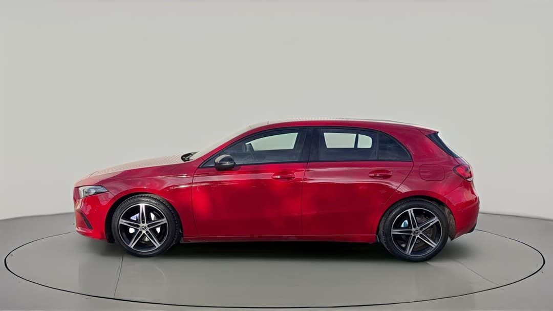 2018 Mercedes-benz A200 A200, Automatic, 76452 km, Left Side View