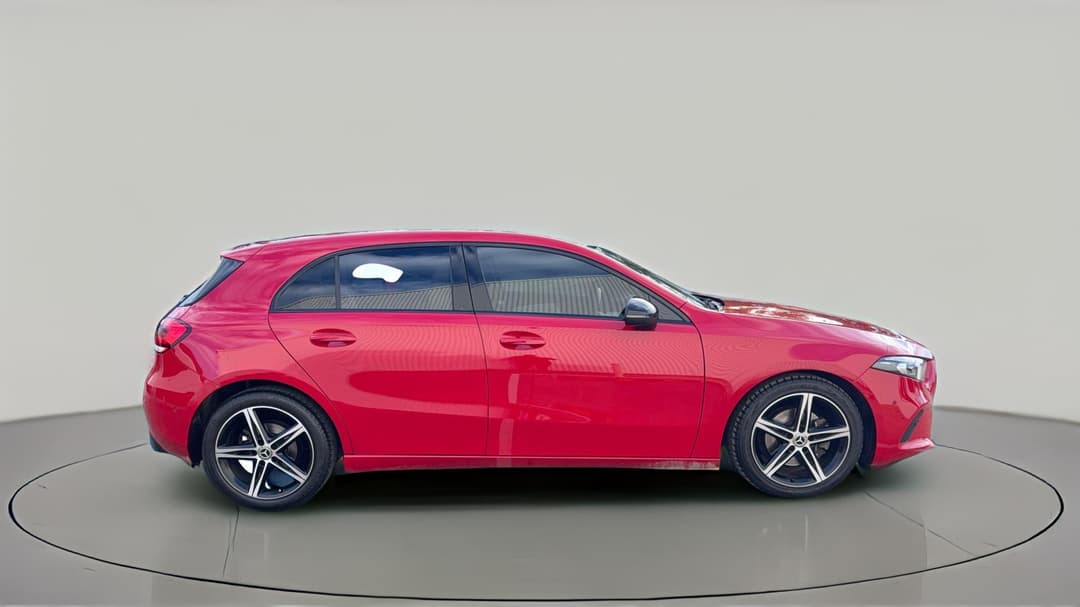 2018 Mercedes-benz A200 A200, Automatic, 76452 km, Right Side View