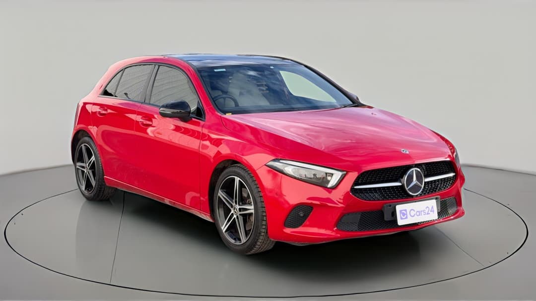 2018 Mercedes-benz A200 A200, Automatic, 76452 km, Right Front Diagonal (45- Degree) View