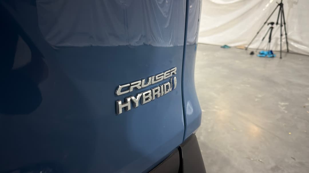 2024 Toyota RAV4 Cruiser (AWD) Hybrid, Automatic, 41227 km, Badge (Boot Right Side)