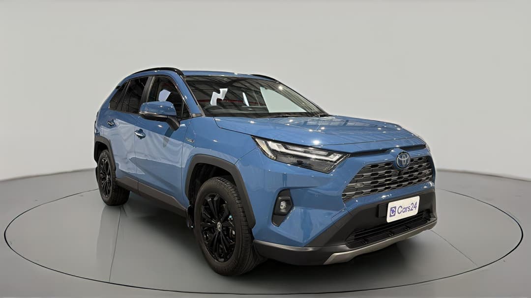 2024 Toyota RAV4 Cruiser (AWD) Hybrid, Automatic, 41227 km, Right Front Diagonal (45- Degree) View