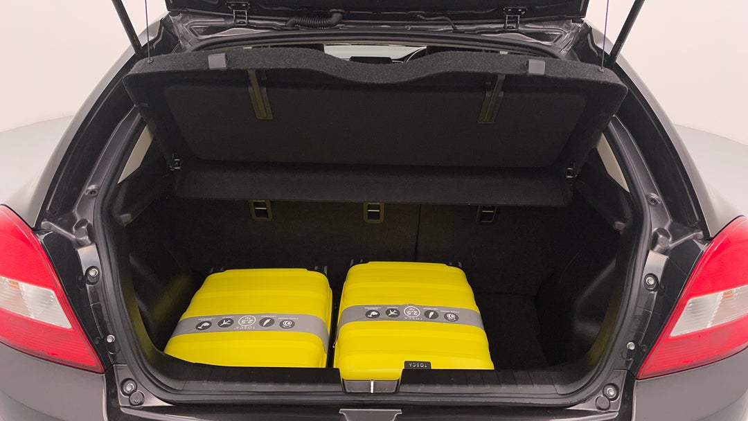 2021 Suzuki Baleno Gl, Automatic, 20347 km, Boot Inside View with Luggage