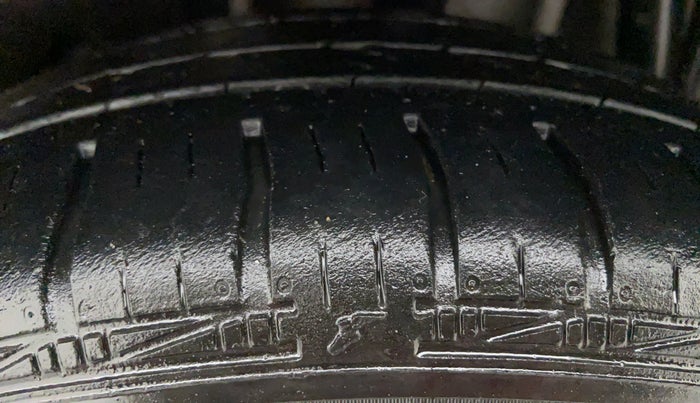 2017 Tata Tiago XT 1.2 REVOTRON, Petrol, Manual, 80,880 km, Left Rear Tyre Tread