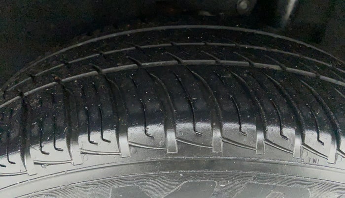 2019 Maruti Vitara Brezza VDI, Diesel, Manual, 75,554 km, Left Rear Tyre Tread