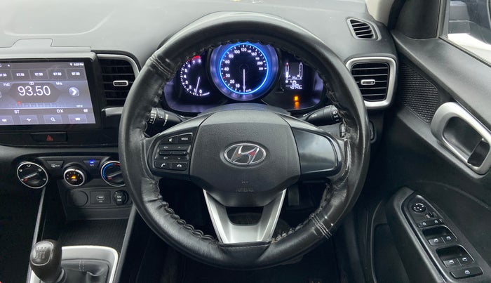 2020 Hyundai VENUE S 1.2, Petrol, Manual, 40,743 km, Steering Wheel Close Up