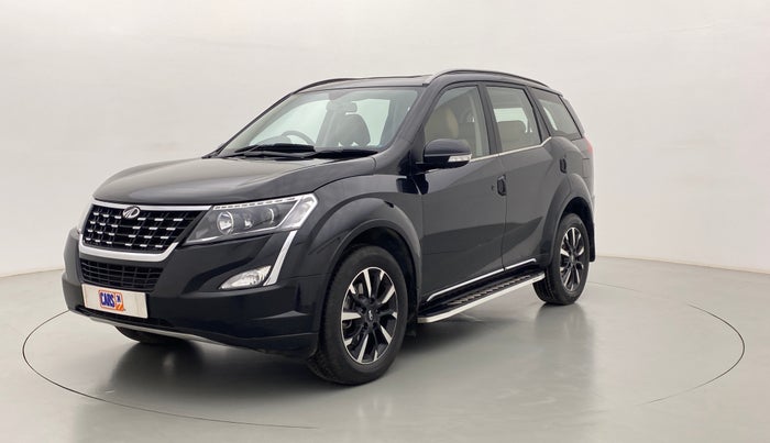 2018 Mahindra XUV500 W11 (O) AT, Diesel, Automatic, 43,514 km, Left Front Diagonal