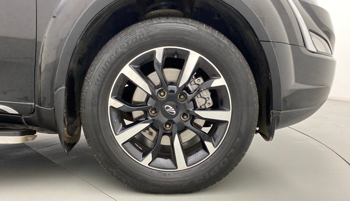 2018 Mahindra XUV500 W11 (O) AT, Diesel, Automatic, 43,514 km, Right Front Wheel