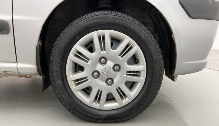 2010 Hyundai Santro Xing GLS, Petrol, Manual, 95,627 km, Right Front Wheel