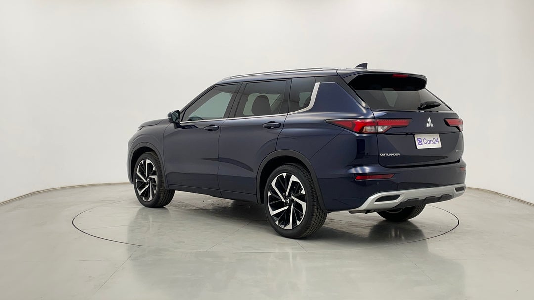 Left Back Diagonal (45- Degree) View