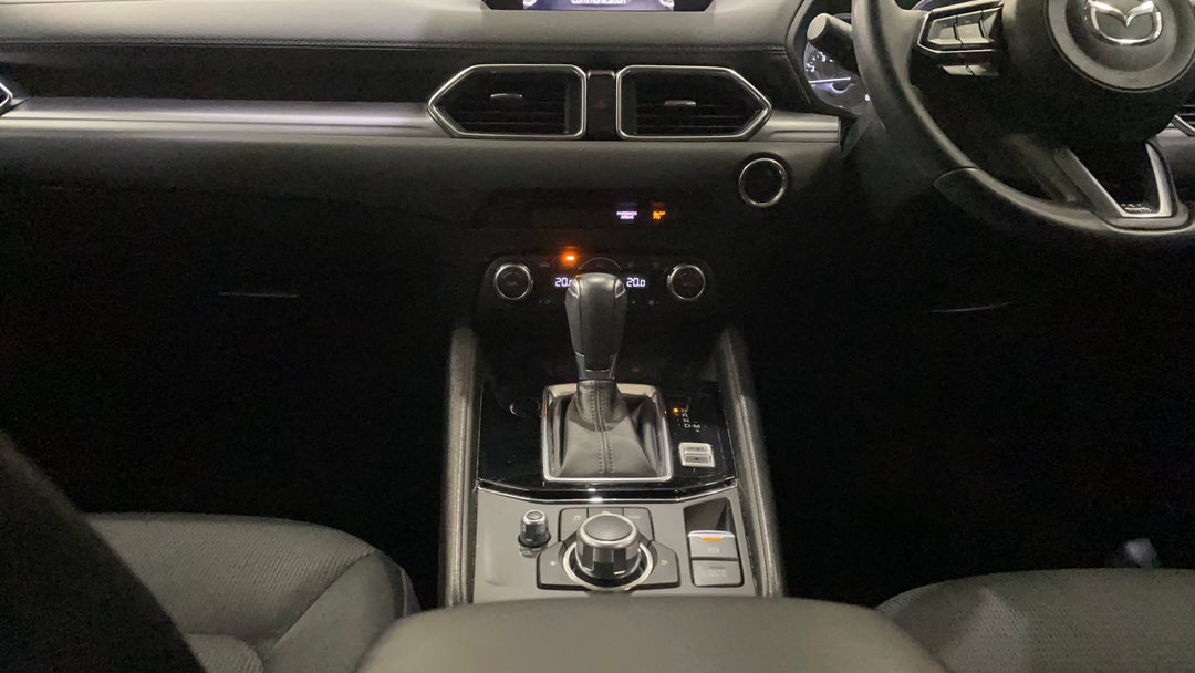 2017 Mazda CX-5 Maxx Sport (4x2), Automatic, 91702 km, Center Console