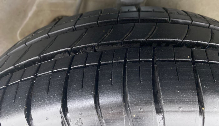 2018 Maruti Alto K10 VXI OPT, Petrol, Manual, 36,133 km, Right Front Tyre Tread
