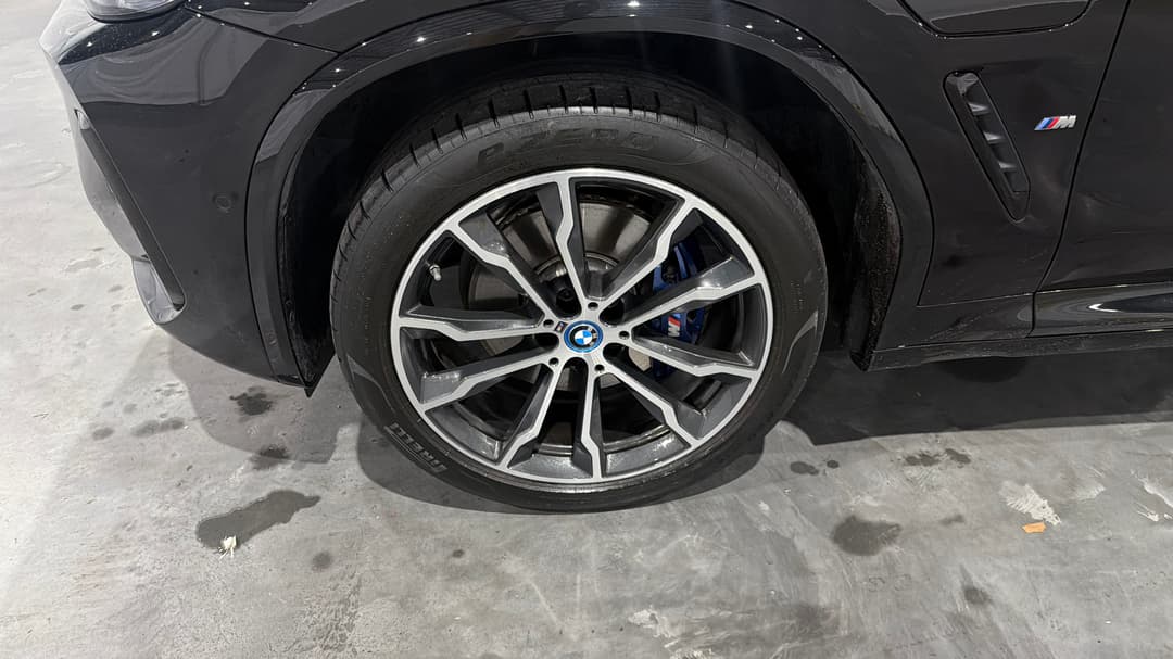 2022 BMW X3 xDrive30e M Sport (hybrid), Automatic, 55003 km, Left Front Wheel
