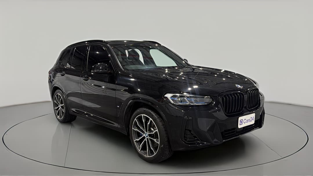 2022 BMW X3 xDrive30e M Sport (hybrid), Automatic, 55003 km, Right Front Diagonal (45- Degree) View