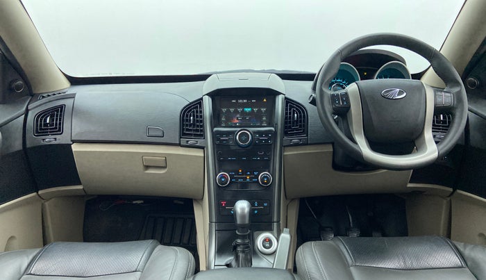 2018 Mahindra XUV500 W9, Diesel, Manual, 35,056 km, Dashboard