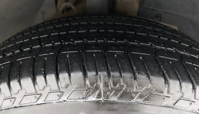 2018 Mahindra XUV500 W9, Diesel, Manual, 35,056 km, Right Front Tyre Tread