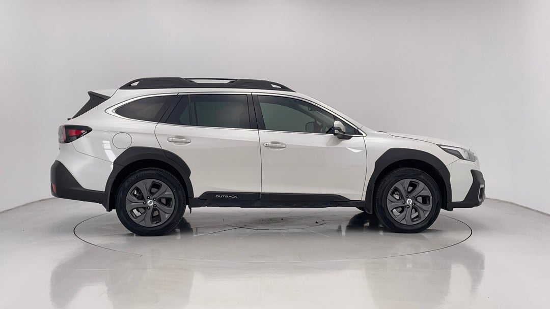 2021 Subaru Outback AWD, Automatic, 45624 km, Right Side View