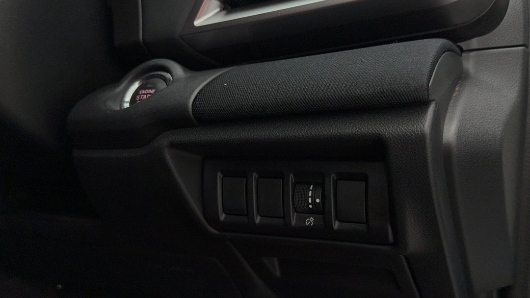 2021 Subaru Outback AWD, Automatic, 45624 km, Utility Switches/Buttons