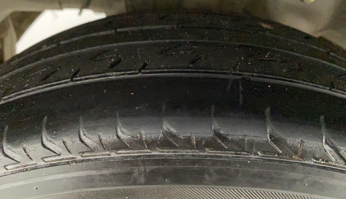 2018 Hyundai Eon ERA+ SE, Petrol, Manual, 53,142 km, Right Rear Tyre Tread