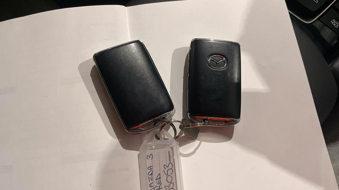 2019 Mazda Mazda3 G25 Evolve, Automatic, 80854 km, Key Close-up