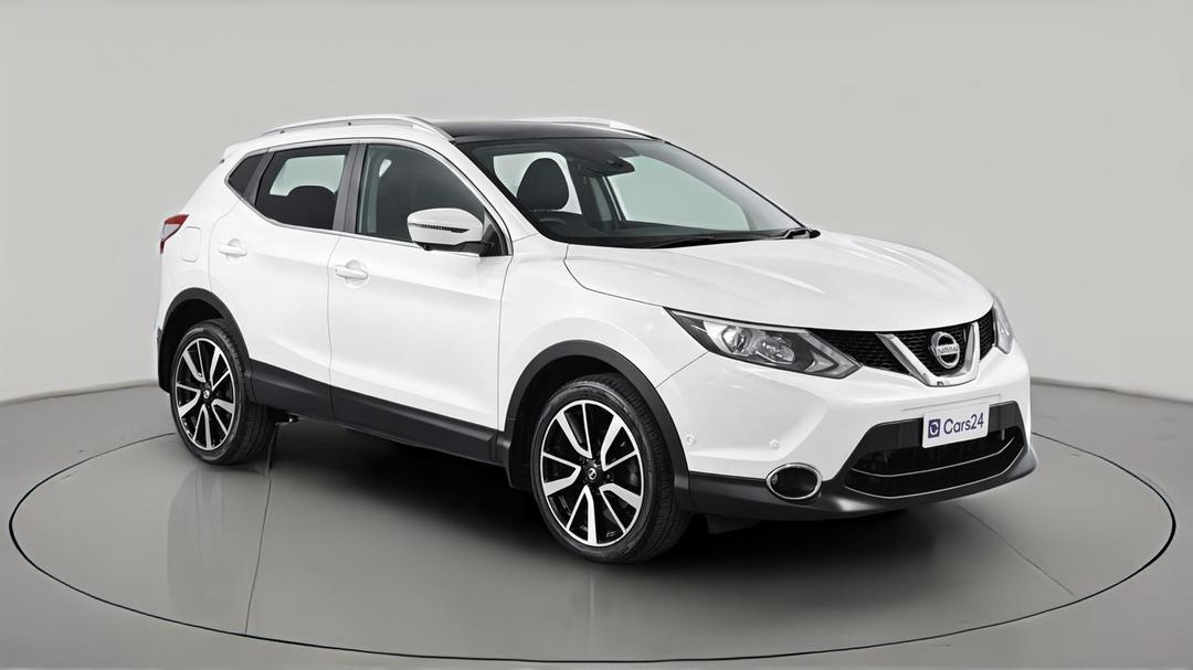 2017 Nissan Qashqai Ti, Manual, 112995 km, Right Front Diagonal (45- Degree) View