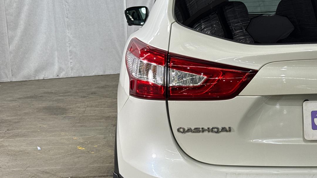 2017 Nissan Qashqai Ti, Manual, 112995 km, Badge (Boot Left Side)