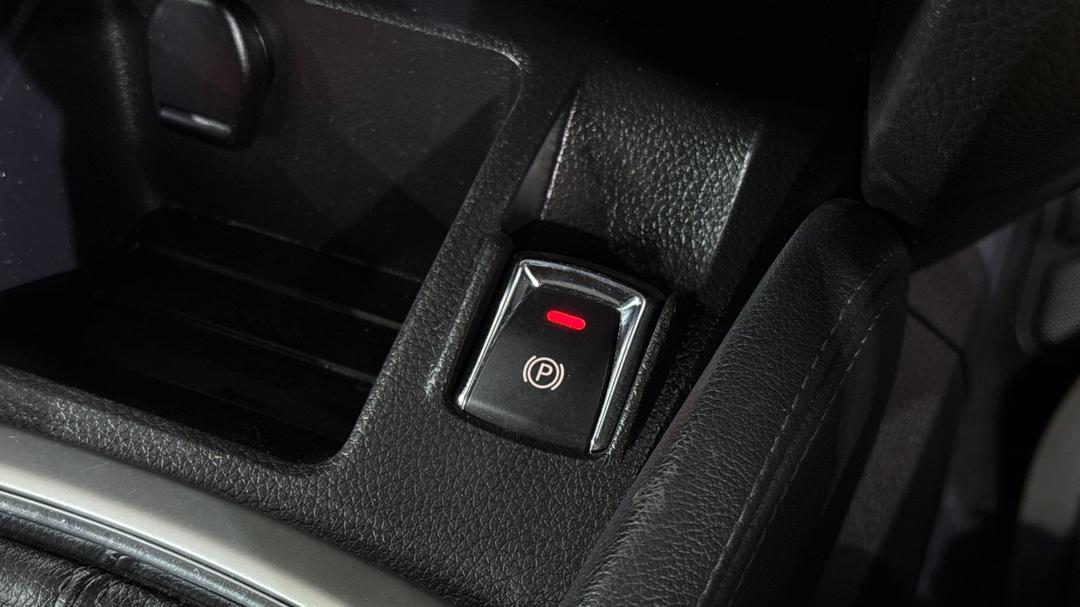 2017 Nissan Qashqai Ti, Manual, 112995 km, Handbrake