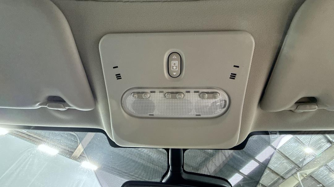 2017 Nissan Qashqai Ti, Manual, 112995 km, On-Roof Controls/Sunglass holder