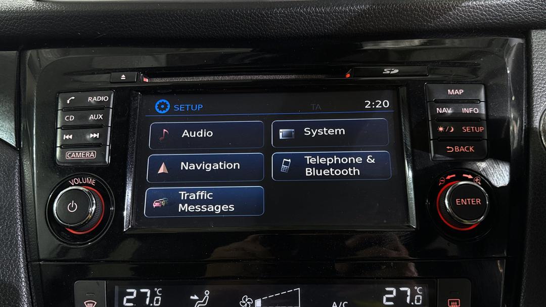 2017 Nissan Qashqai Ti, Manual, 112995 km, Infotainment System