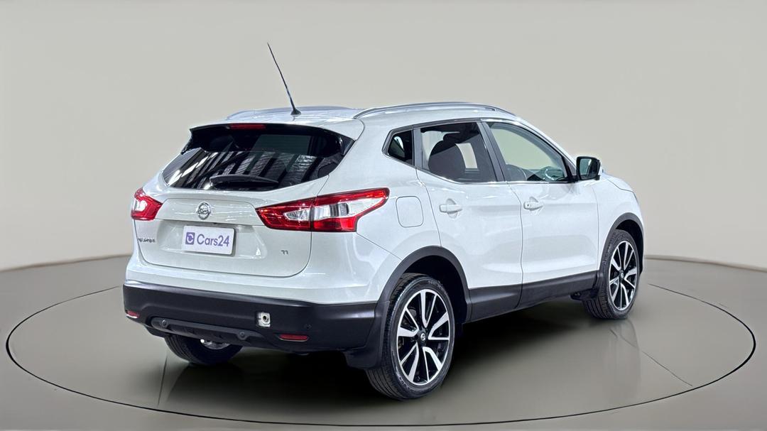 2017 Nissan Qashqai Ti, Manual, 112995 km, Right Back Diagonal (45- Degree) View