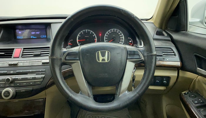 2010 Honda Accord 2.4L I-VTEC AT, Petrol, Automatic, 1,06,053 km, Steering Wheel Close Up