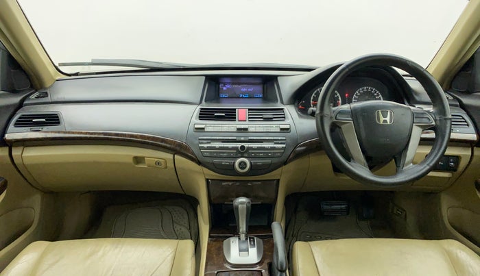 2010 Honda Accord 2.4L I-VTEC AT, Petrol, Automatic, 1,06,053 km, Dashboard