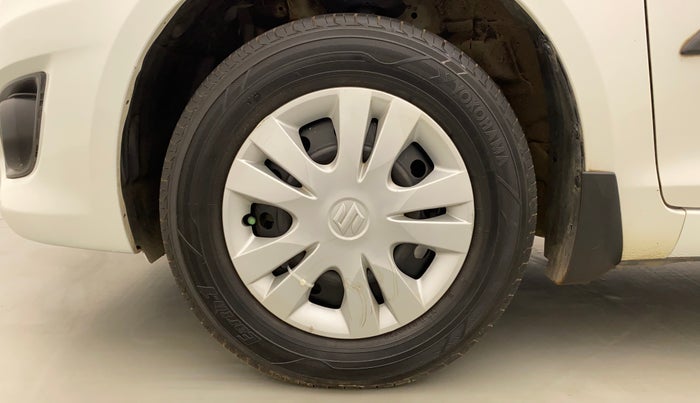 2014 Maruti Swift Dzire VXI, Petrol, Manual, 1,22,200 km, Left Front Wheel