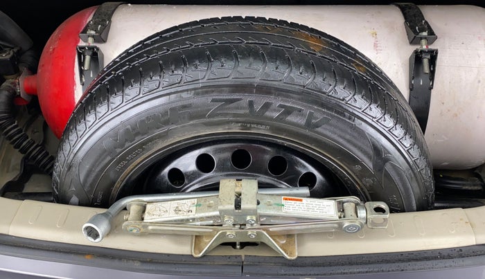 2018 Maruti Celerio VXI CNG D, CNG, Manual, 81,406 km, Spare Tyre
