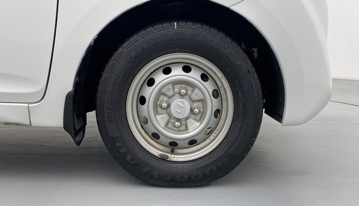 2015 Hyundai Eon D LITE PLUS, Petrol, Manual, 23,499 km, Right Front Wheel