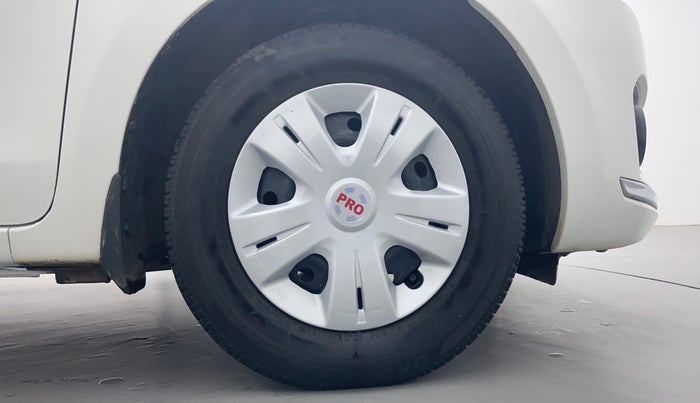 2018 Maruti Dzire VDI, Diesel, Manual, 68,429 km, Right Front Tyre