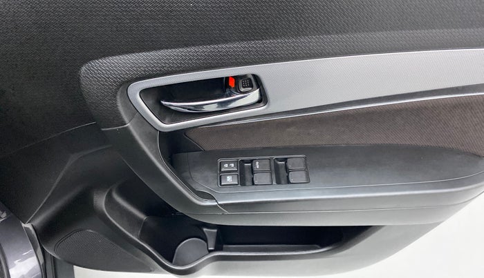 2022 Toyota URBAN CRUISER PREMIUM MT, Petrol, Manual, 5,967 km, Driver Side Door Panels Control
