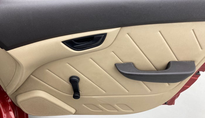 2012 Hyundai Eon D LITE PLUS, Petrol, Manual, 39,009 km, Driver Side Door Panels Control