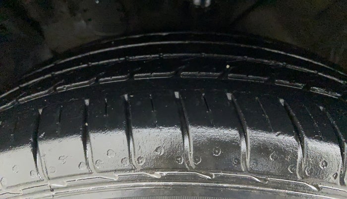 2018 Hyundai Creta 1.6 SX VTVT, Petrol, Manual, 26,769 km, Left Front Tyre Tread