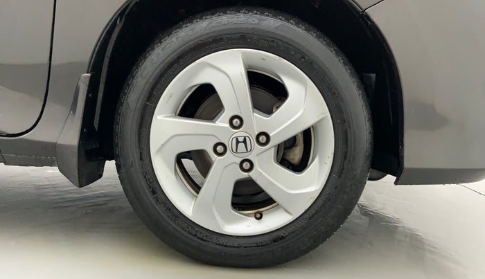2017 Honda City V MT PETROL, Petrol, Manual, 58,880 km, Right Front Wheel