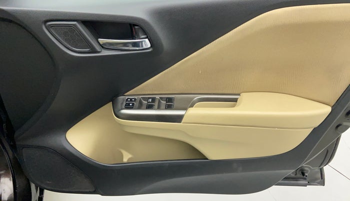 2017 Honda City V MT PETROL, Petrol, Manual, 58,880 km, Driver Side Door Panels Control