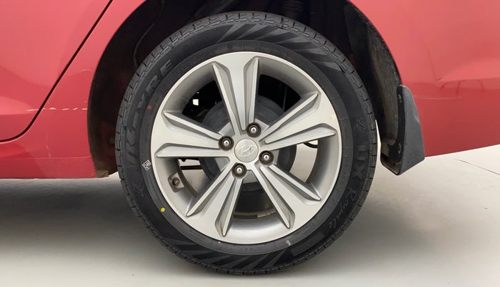 2018 Hyundai Verna 1.6 VTVT SX, Petrol, Manual, 44,659 km, Left Rear Wheel