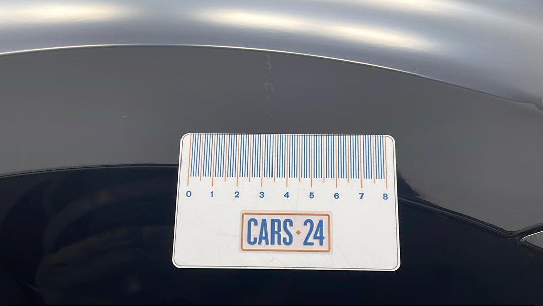 2017 Volkswagen Golf 92 Tsi Trendline, Automatic, 49180 km, Quarter Panel Front RHS Guard Paint flaking