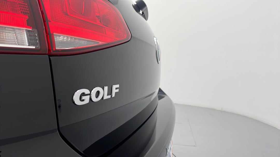 2017 Volkswagen Golf 92 Tsi Trendline, Automatic, 49180 km, Badge (Boot Left Side)