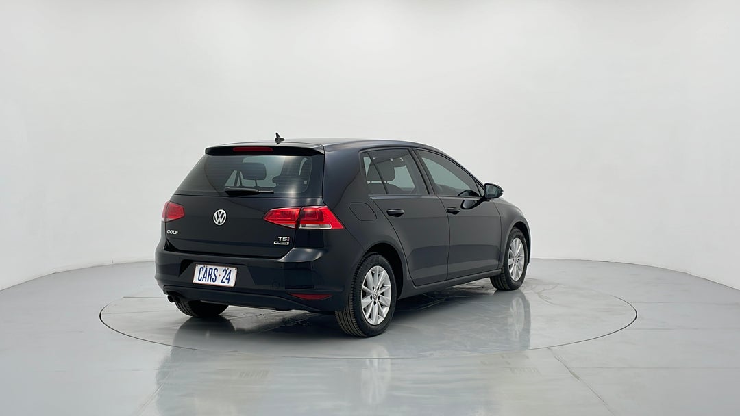2017 Volkswagen Golf 92 Tsi Trendline, Automatic, 49180 km, Right Back Diagonal (45- Degree) View